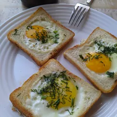 Яичница в хлебе🍳🥚🍞