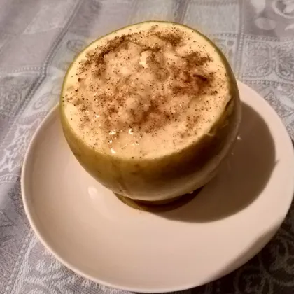 Яблоко с творогом, полезный десерт