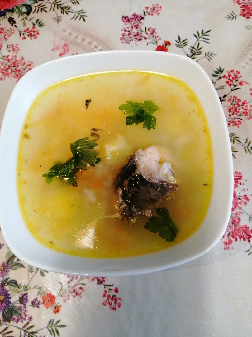 Рыбный суп из горбуши с пшеном