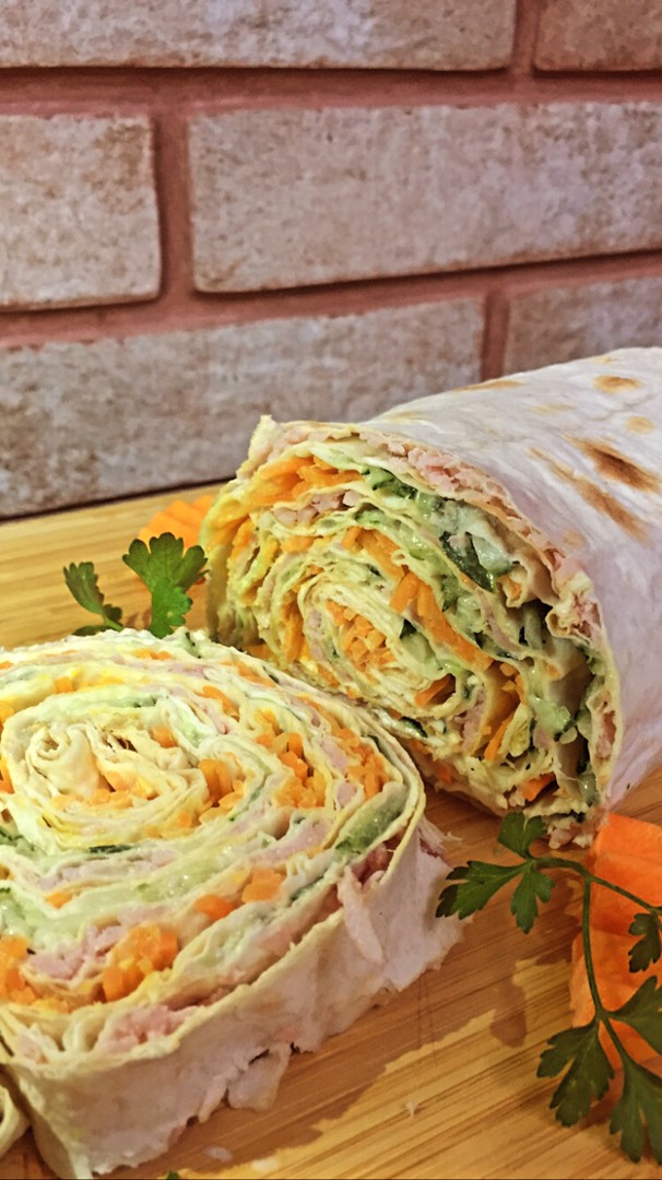 Рулет из лаваша