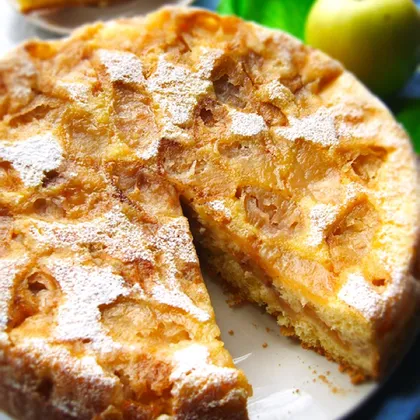 Итальянский яблочный пирог на сливках и молоке