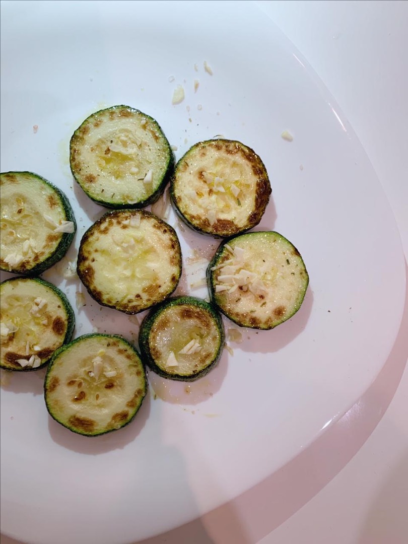 Цукини с чесноком