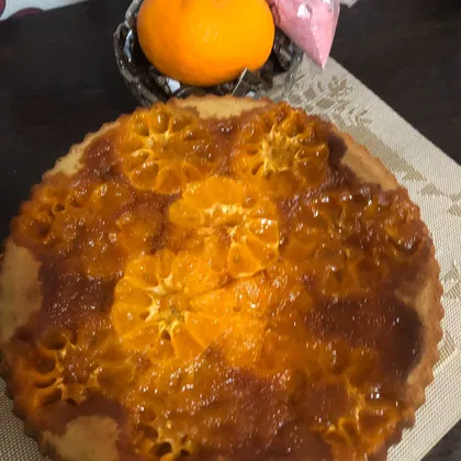 Мандариновый пирог с карамелью