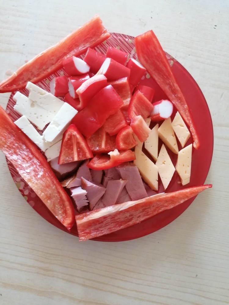 Закусочная тарелка