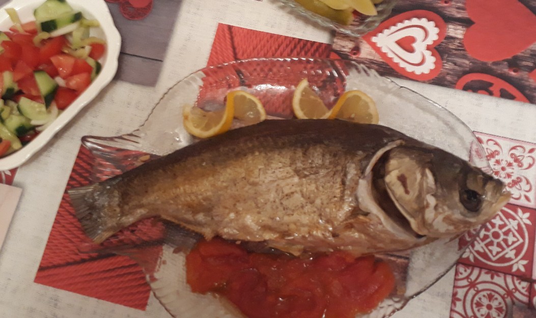 Рыбка в духовке с луковой начинкой. #кулинарныймарафон