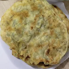 Молдавские плацинды с картошкой и укропом