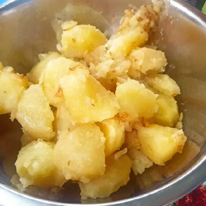 Картошка вареная с луком