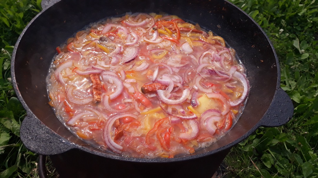 Шурпа со свининой и курицей на костре – пошаговый рецепт приготовления с фото