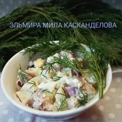 Салат с селёдкой, картофелем и яйцами