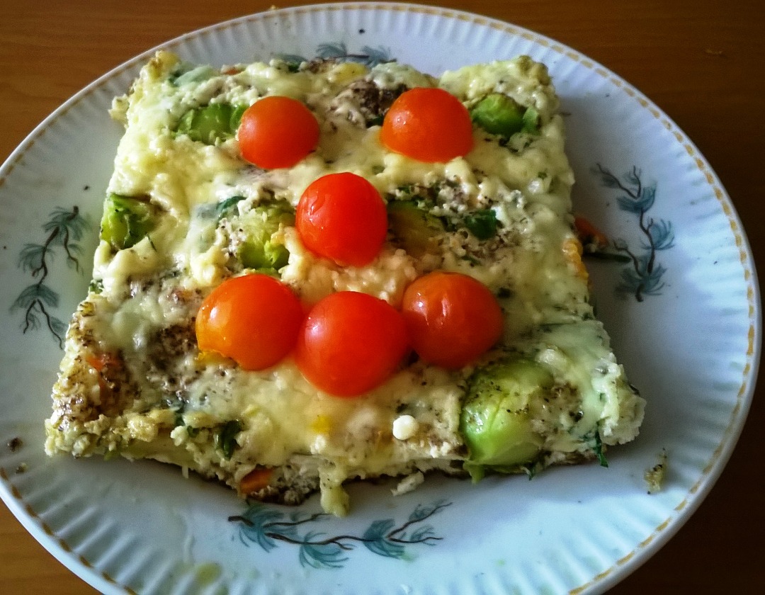 Омлет с брюссельской капустой и сыром