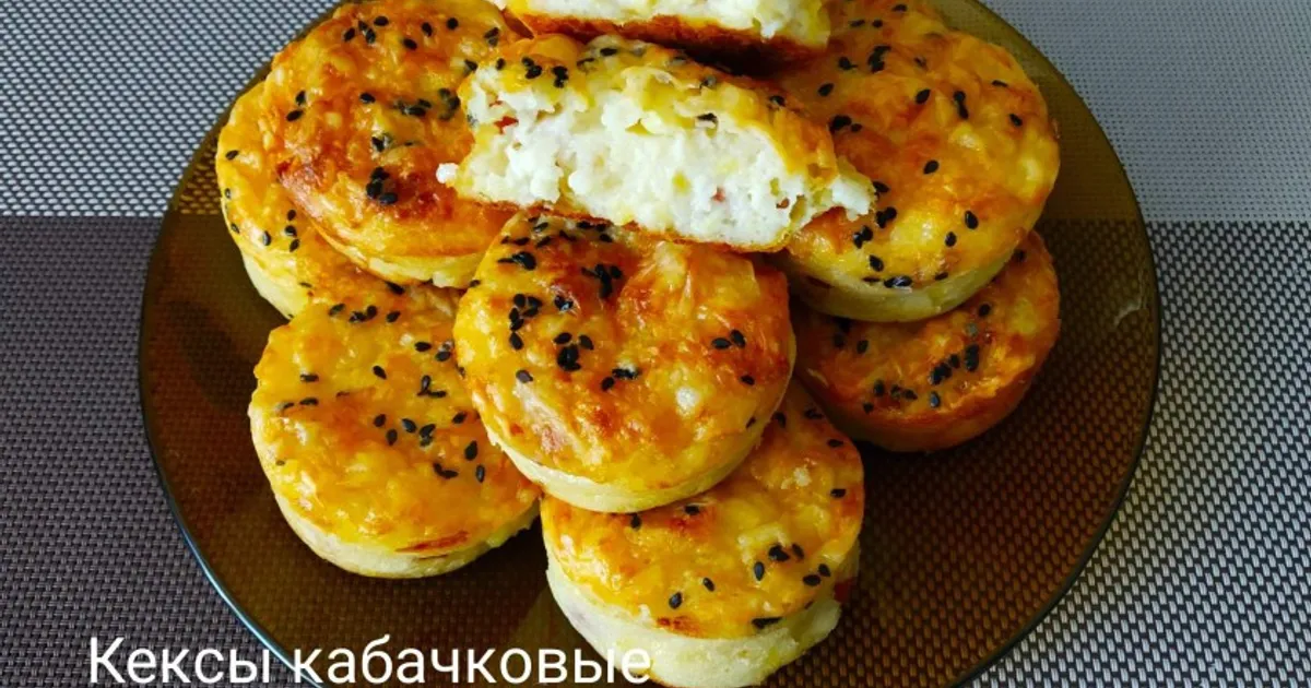 Яичные маффины с колбасой и сладким перцем