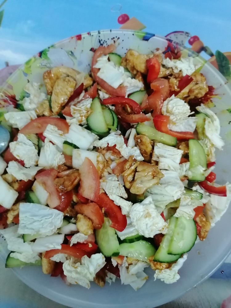 Тёплый салатик с курочкой терияки