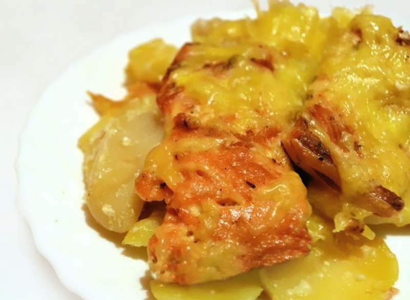 Горбуша с картошкой