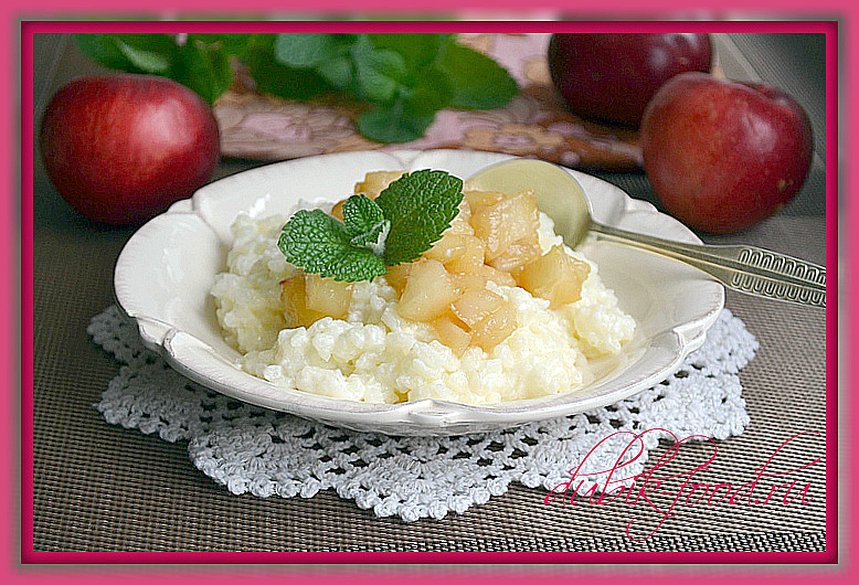 Сладкая рисовая каша с яблоками, пошаговый рецепт приготовления с фото.