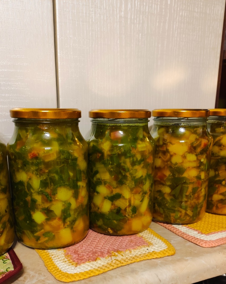 Щи из мангольда