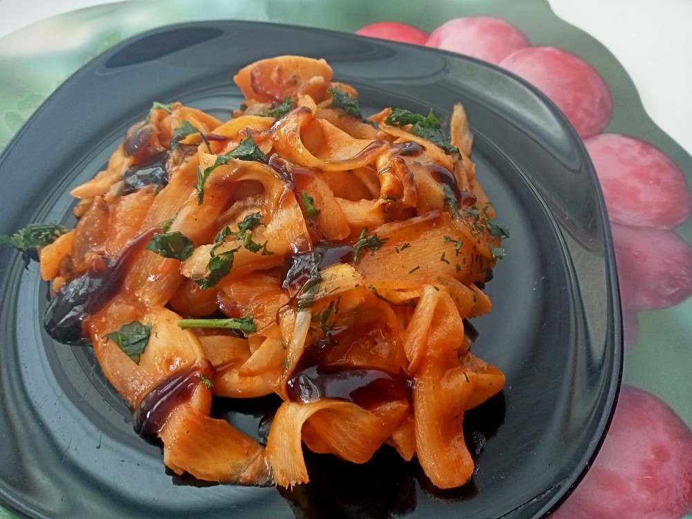 Салат с дайконом и китайскими грибами