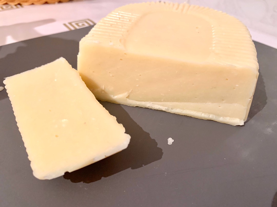 Домашний твердый сыр из творога - Со Вкусом