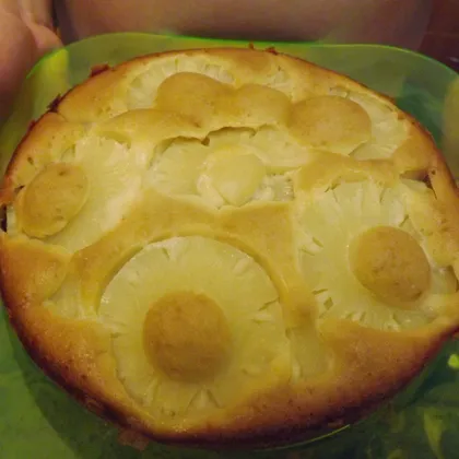 Пирог с ананасами в мульте