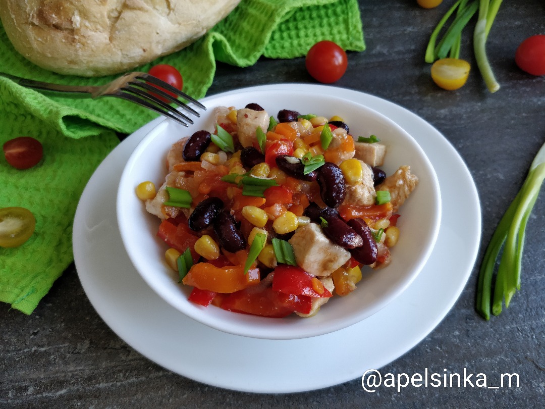Рагу по-мексикански с курицей