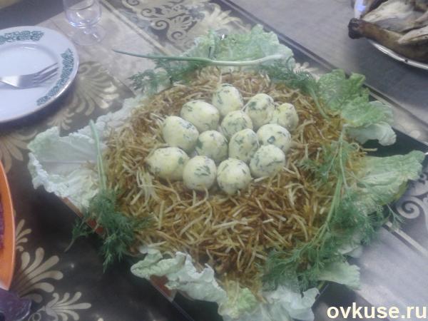 Салат "Гнездо глухаря"