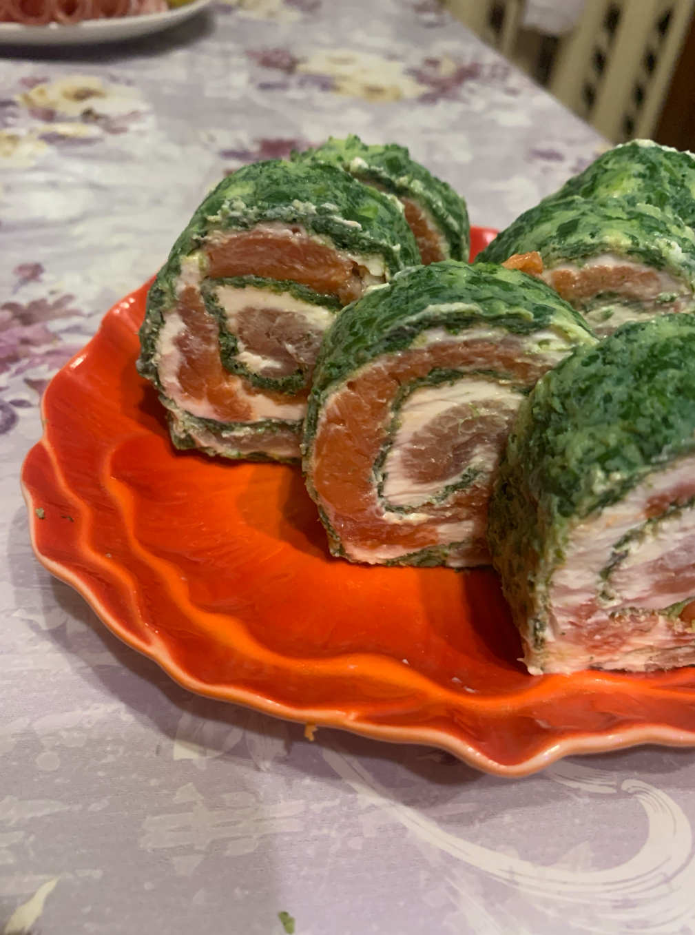 Шпинатный рулет