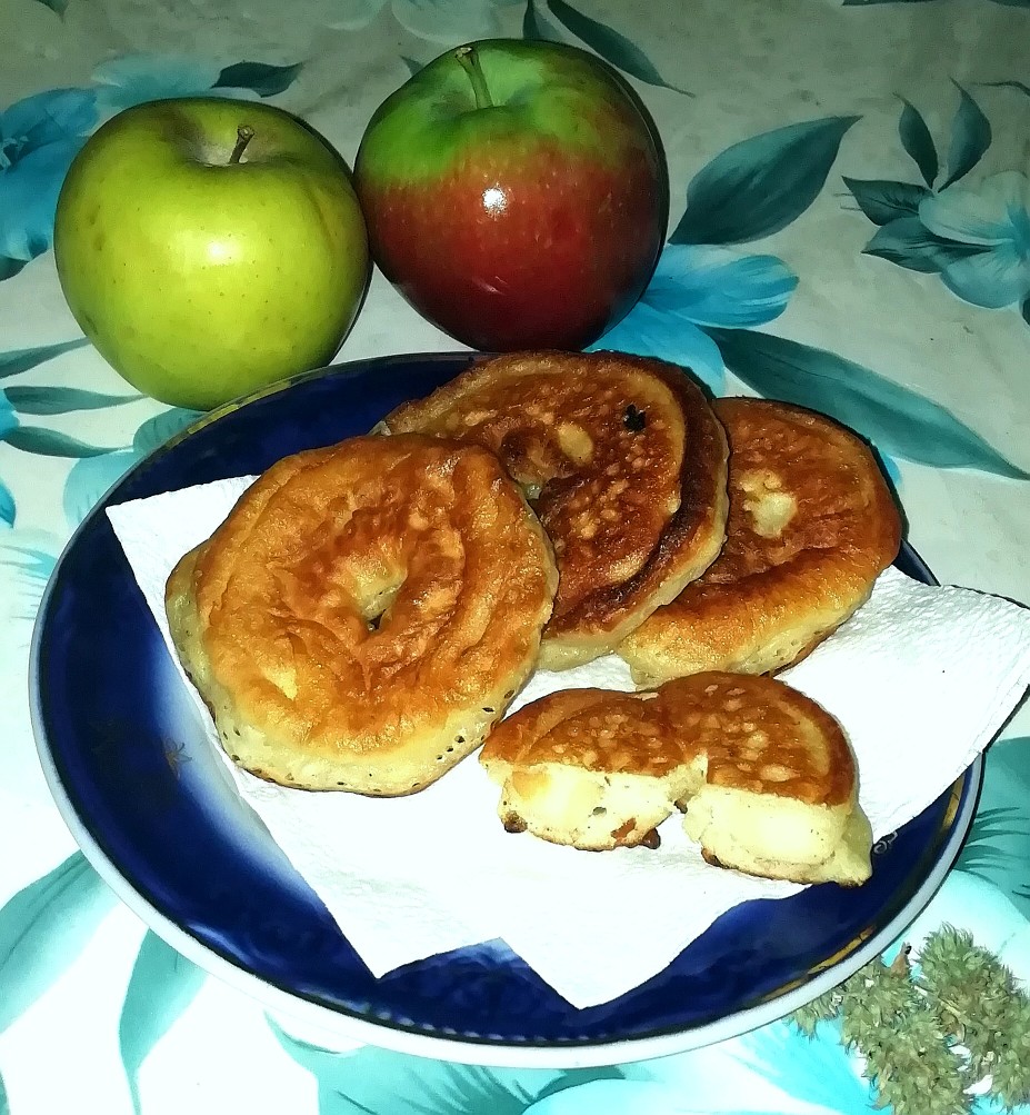 Яблочные пончики😋🍎🍏🥯