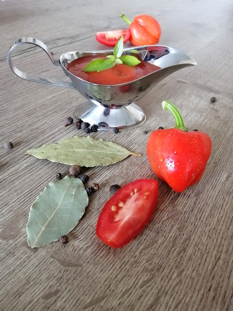 Томатно-перечный соус к мясу