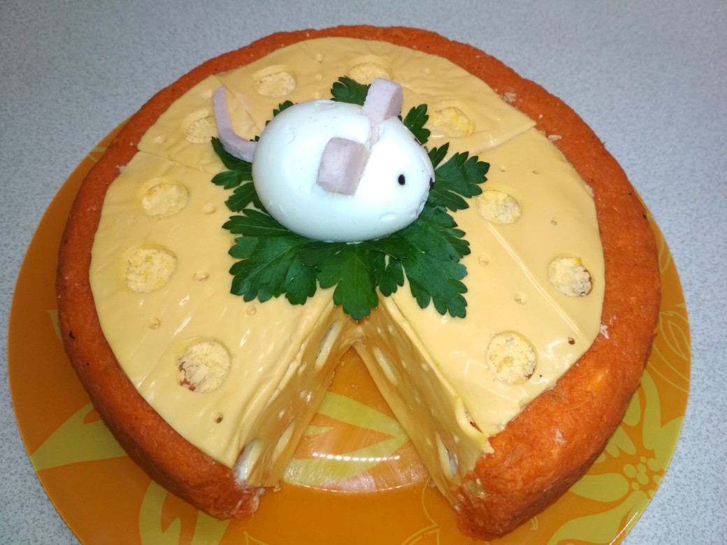 Салат «Мышки в сыре» — рецепт с фото