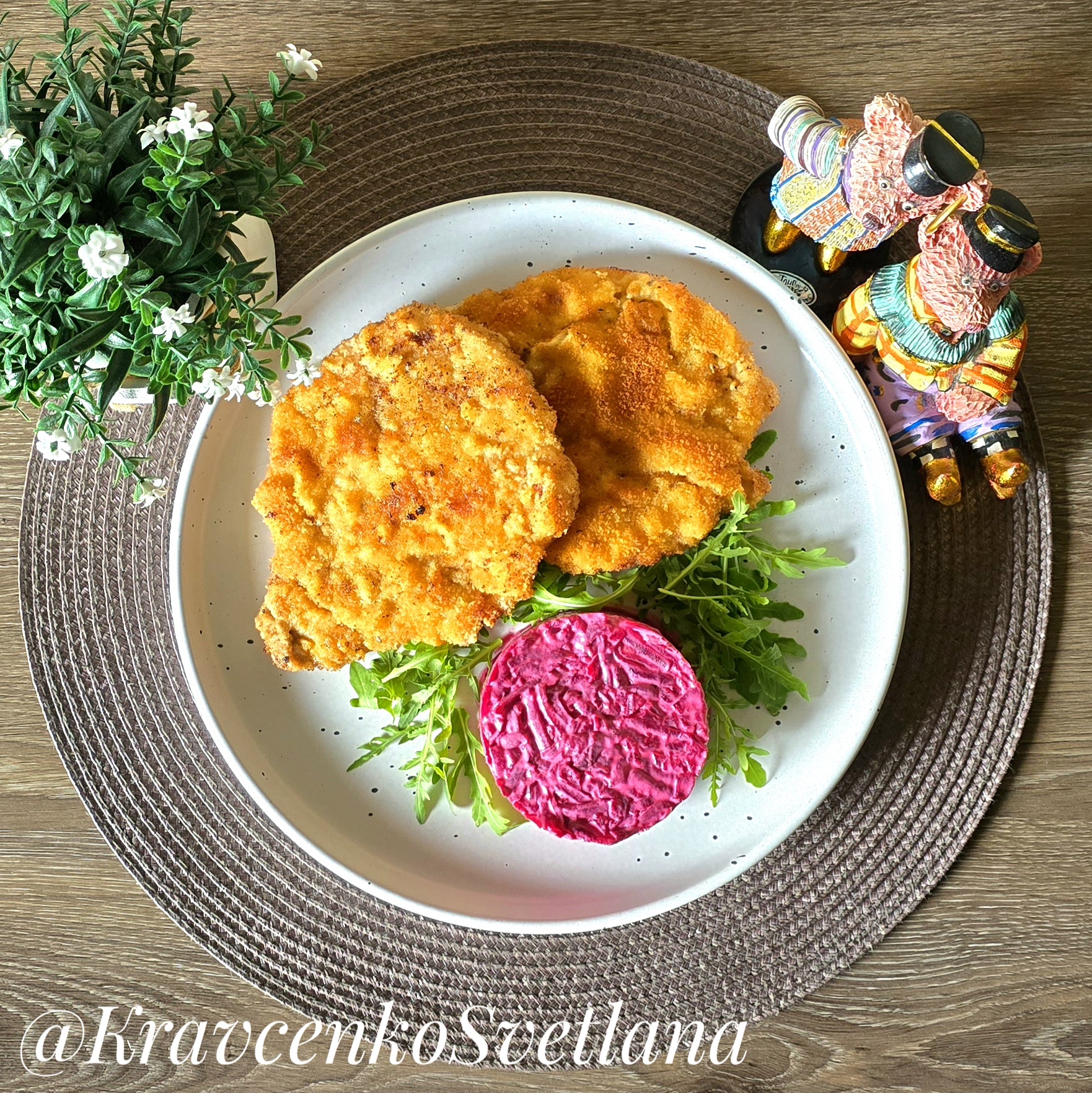 Салат из свеклы с чесноком и майонезом