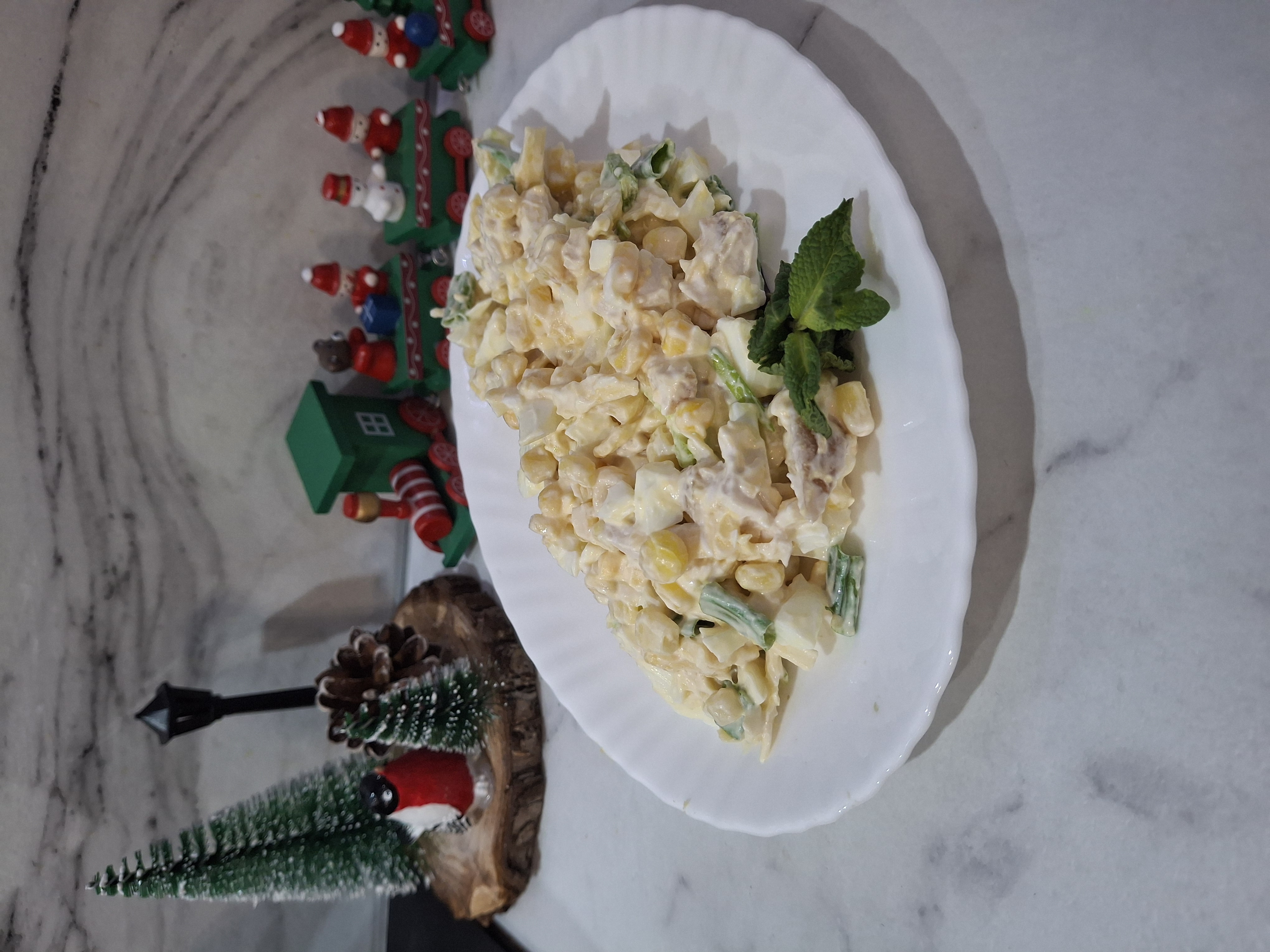 Салат куриный со сметаной