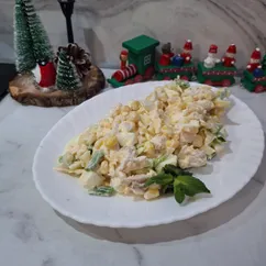 Салат куриный со сметаной