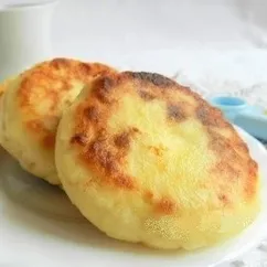 Сырники с начинкой и мёдом