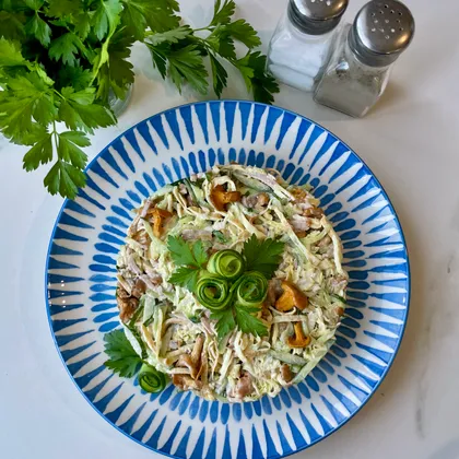 Салат на новый год вкусный и простой с грибами 