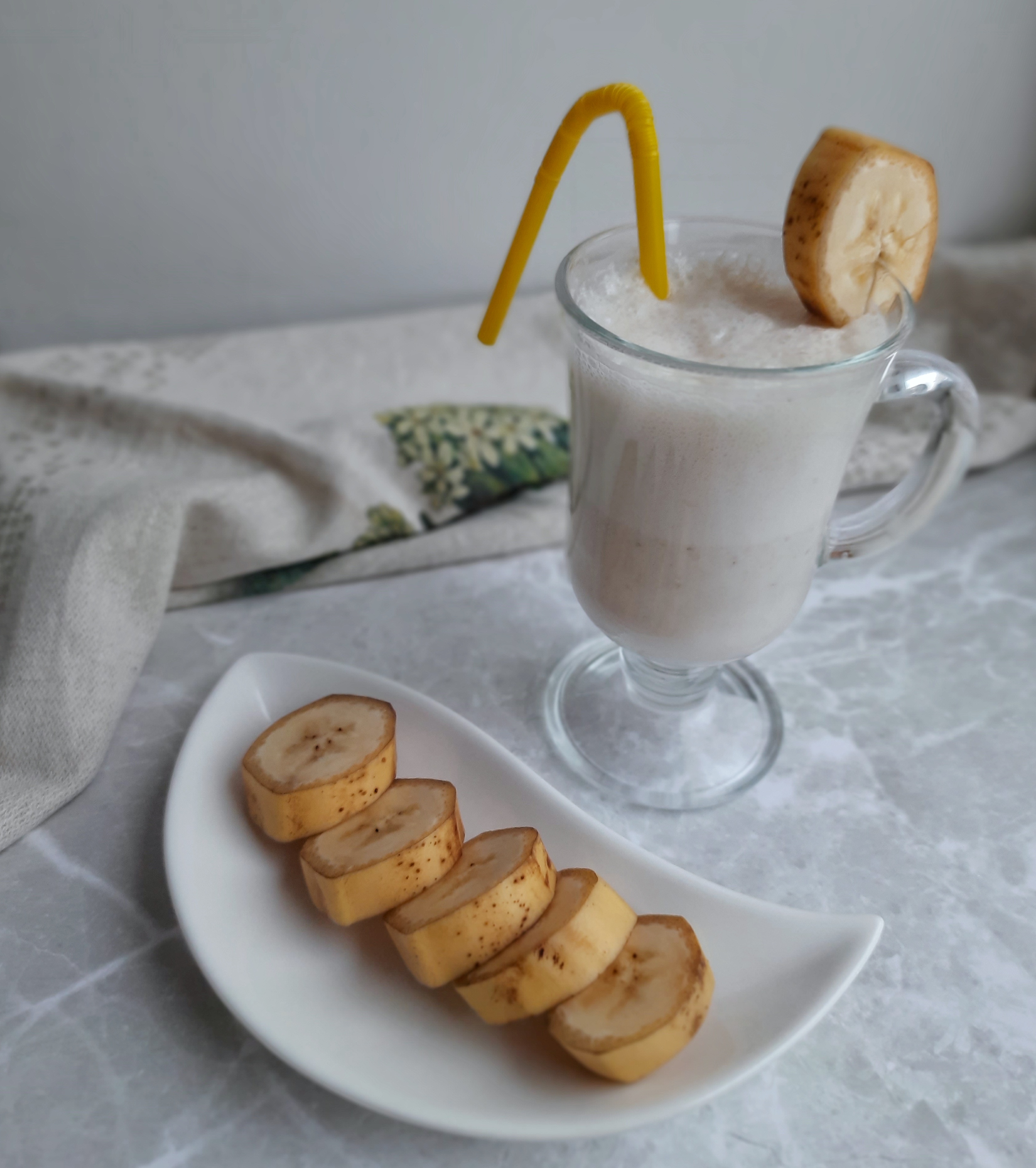 Молочный коктейль с бананом 
