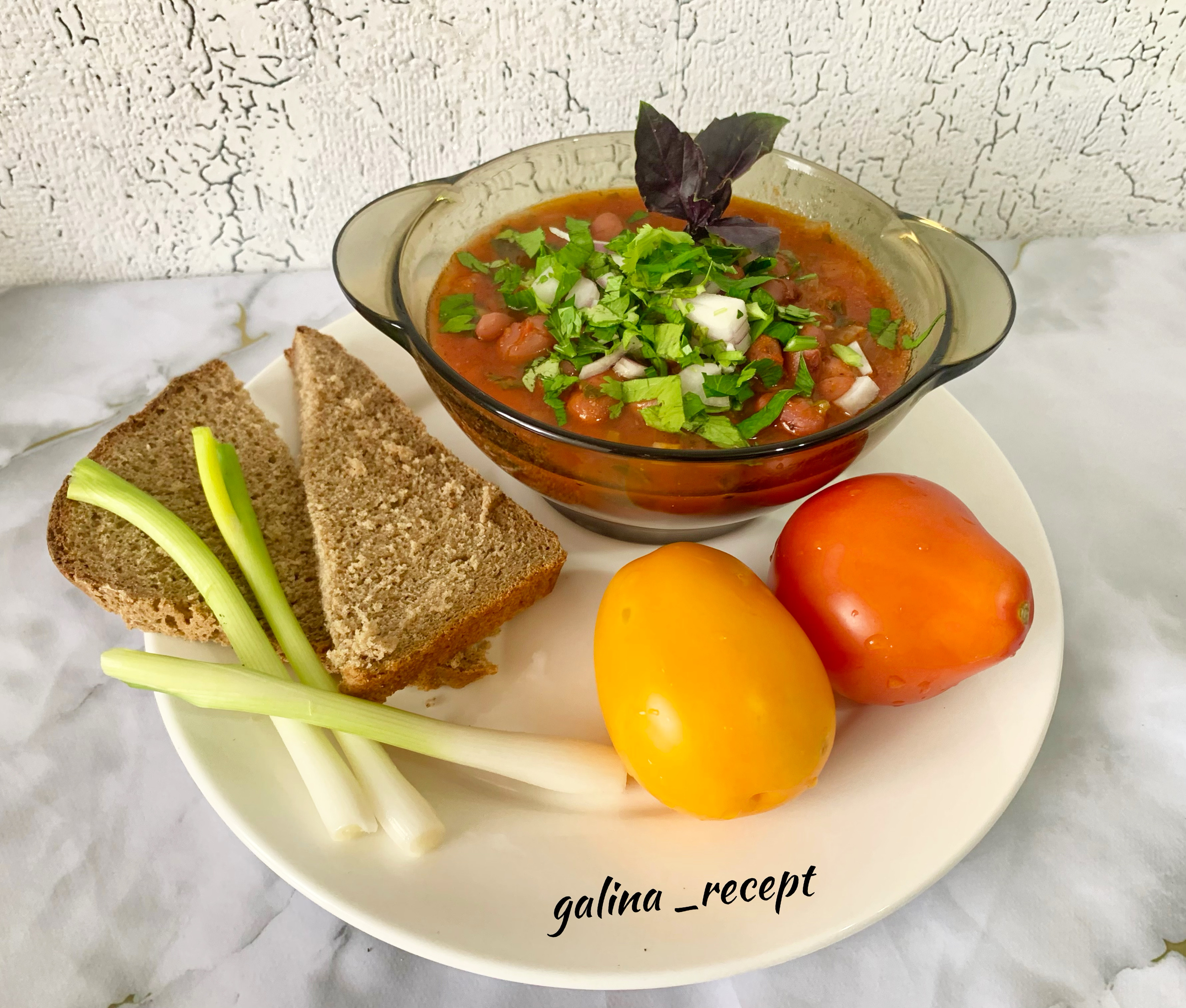 Фасоль “Лобио” в томатном соусе 