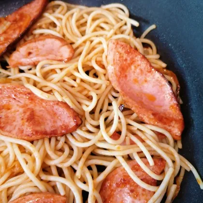 Макароны с колбасой🍝