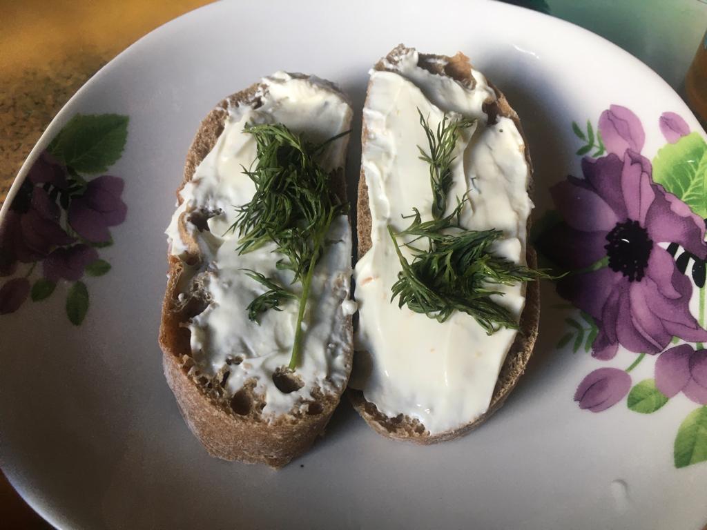 Чиабатта с сыром с грибами и зеленью