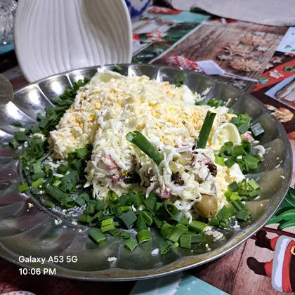 Салат  " Пасхальный кролик" 