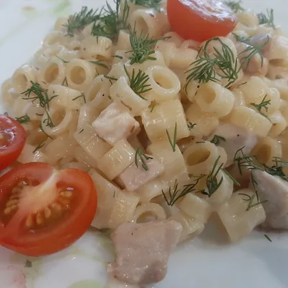 Курочка с макарошками