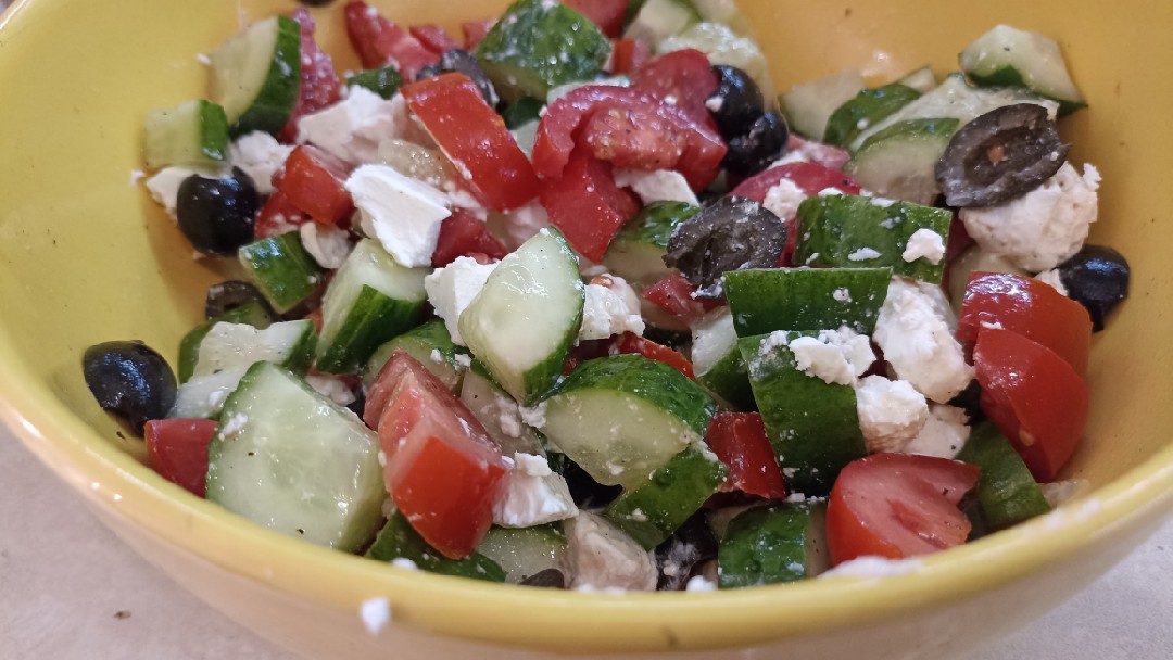 Греческий салат: 4 классических рецепта