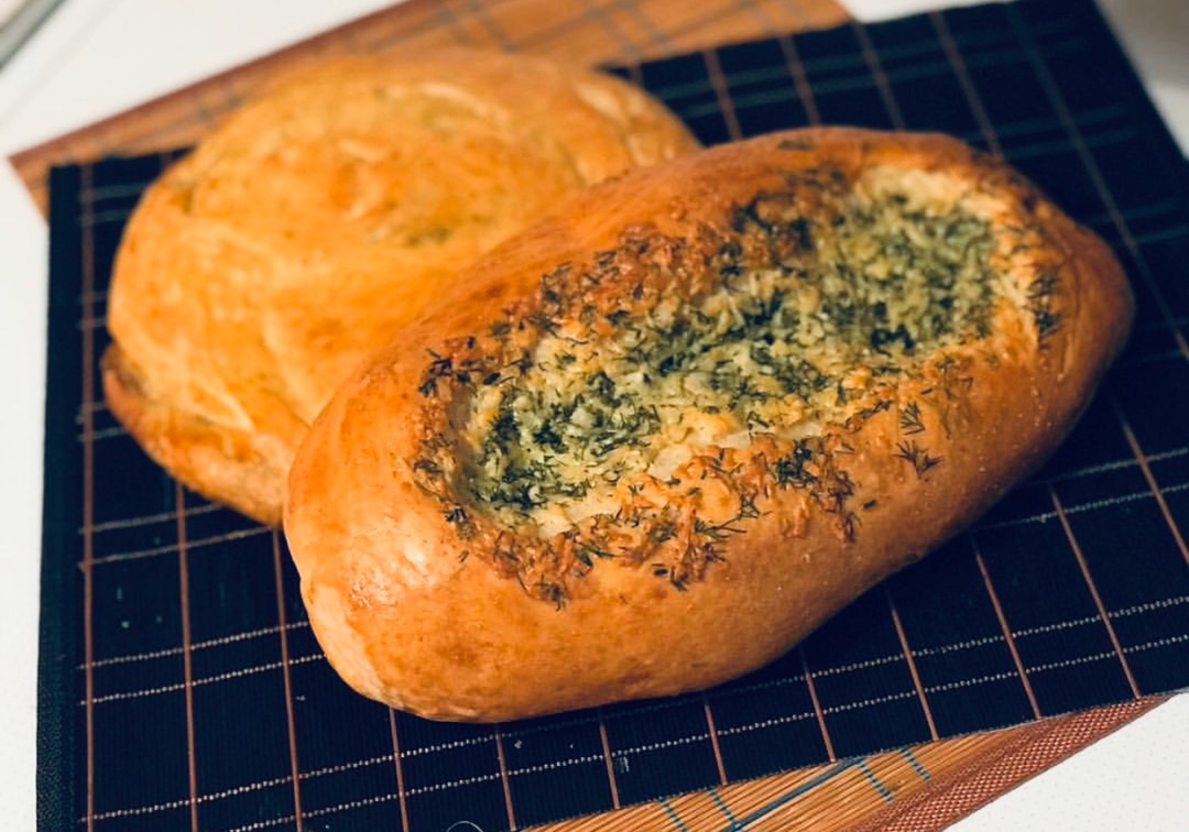 Горячий бутерброд с зеленью и сыром. Рецепт приготовления