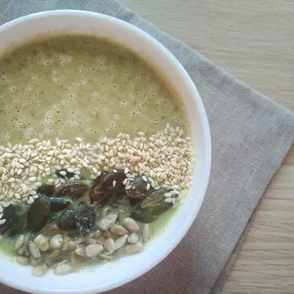 Суп-пюре из брокколи с фасолью