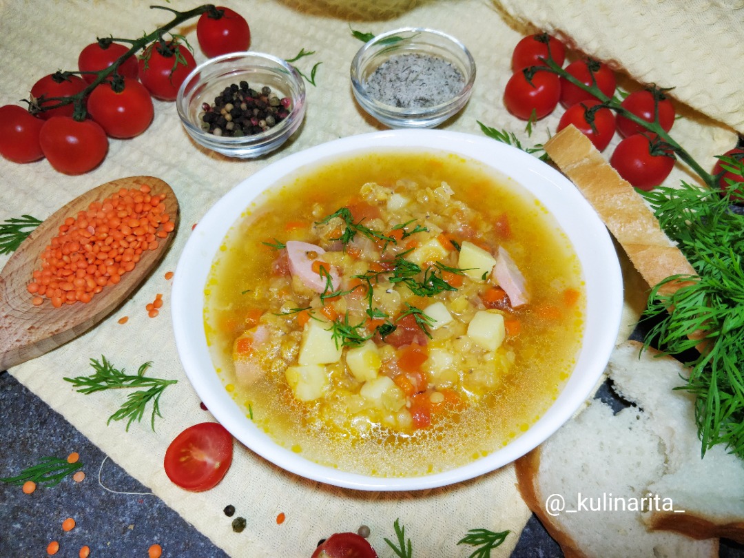 Чечевичная похлебка с сосисками