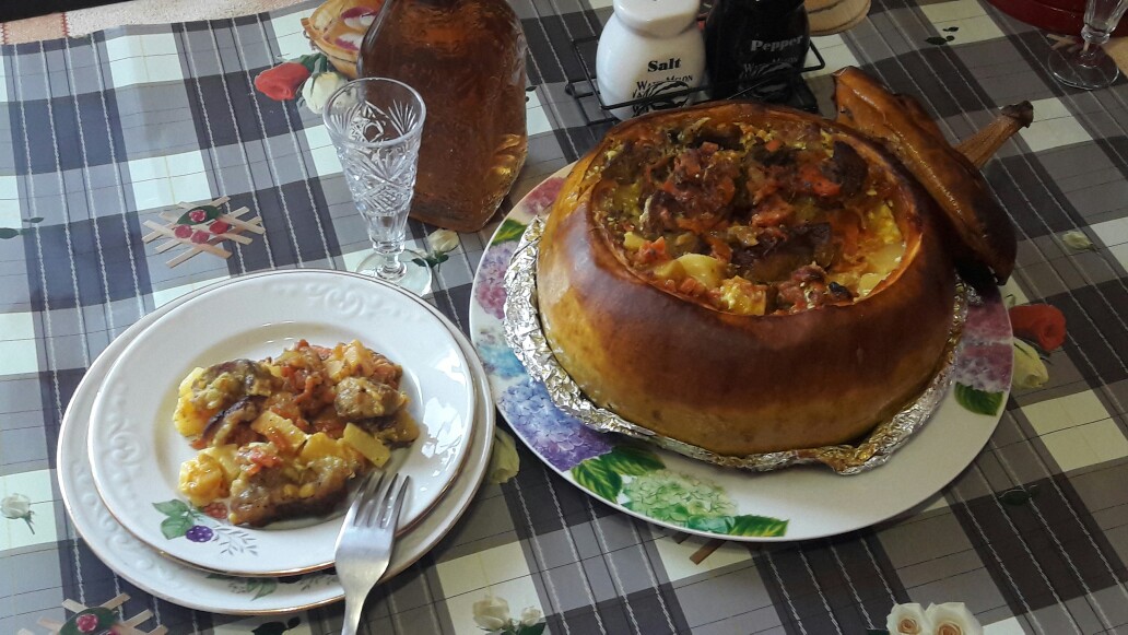 Запеченная тыква с овощами