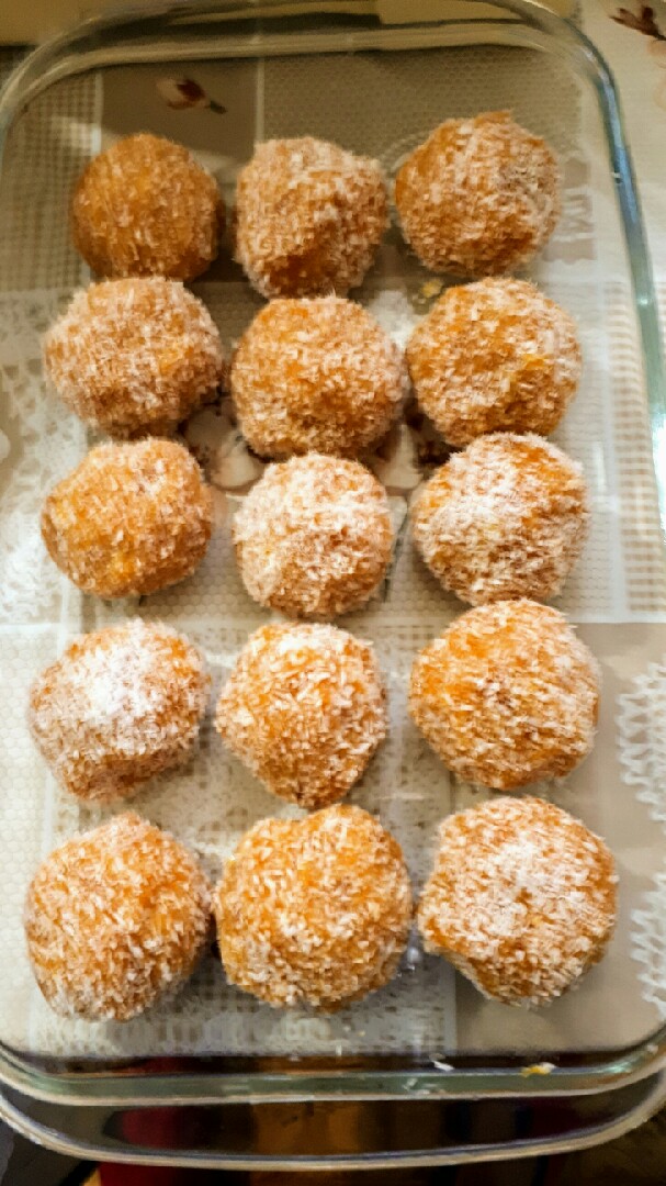 Конфеты из сушеного абрикоса узбекского