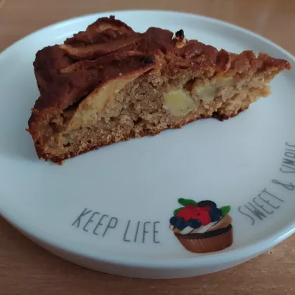 Яблочный пирог из полбяной и рисовой муки