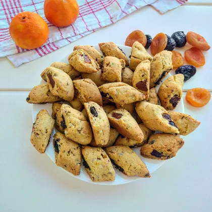 Греческое предрождественское печенье (постное с сухофруктами и орехами)
