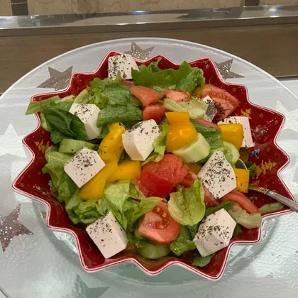 Овощной свежий салат
