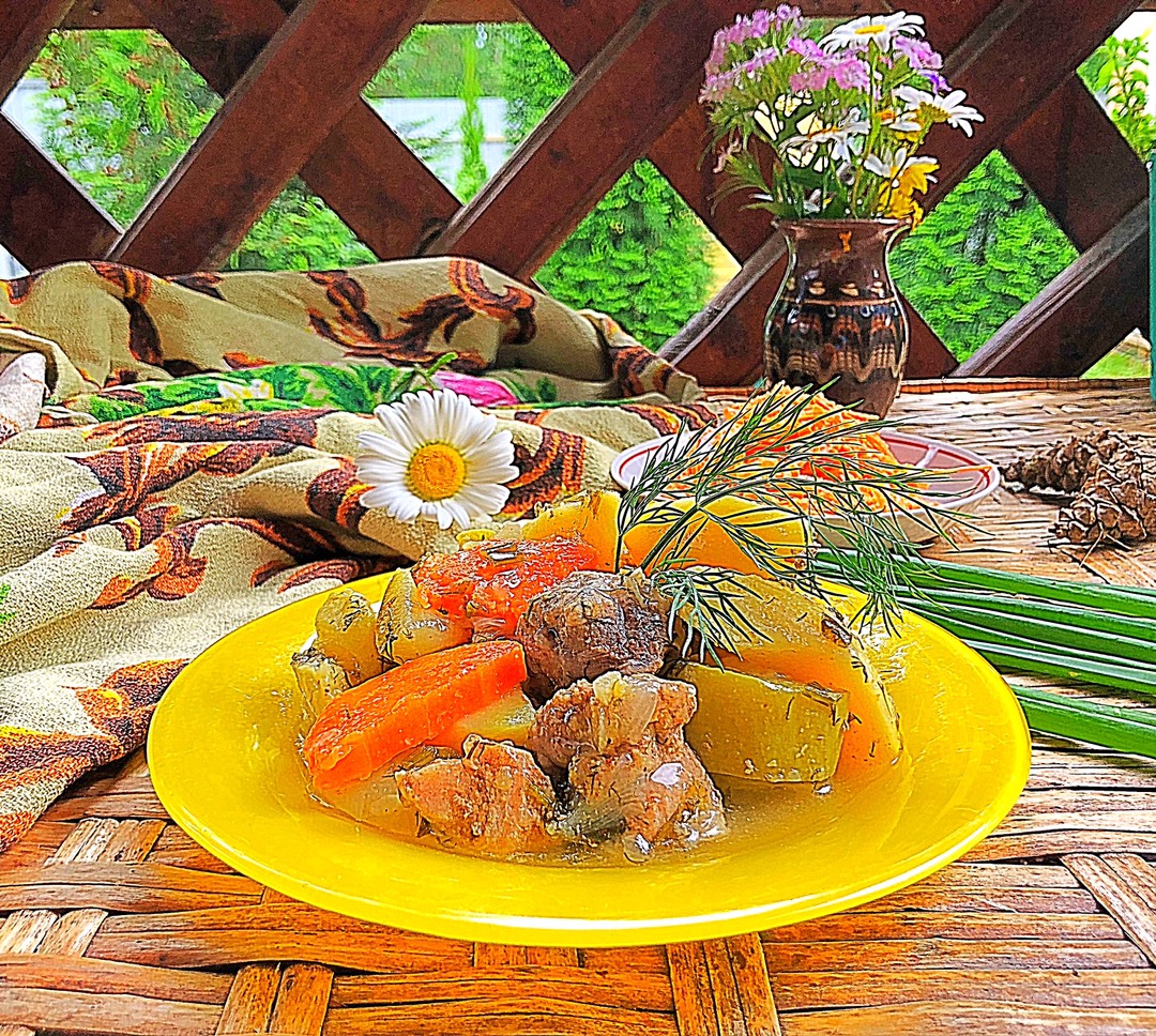 Рагу из свинины с овощами