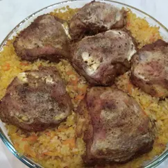 Рис с овощами и курицей в духовке